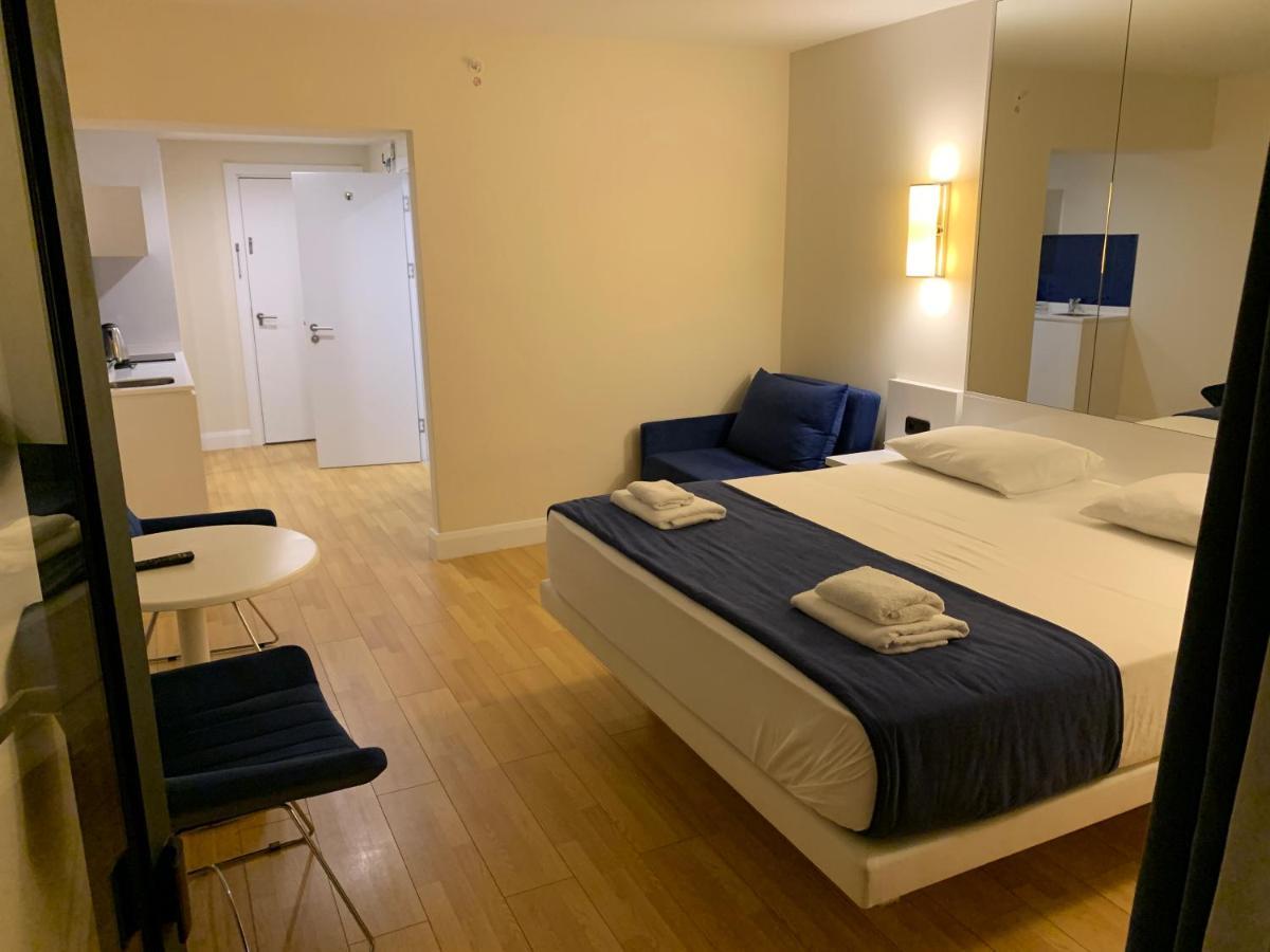 Vip Aparthotel Orbi City Sea View Batumi Exteriör bild